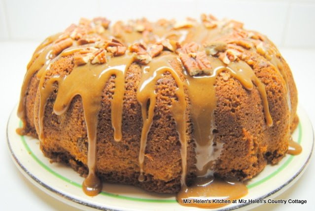 caramel bundt cake